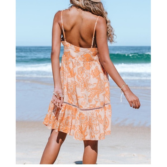 Raven Paisley Dress - Picture 2 of 3